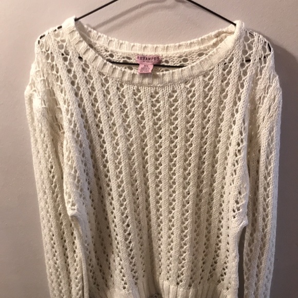 Revamped Urban Heritage Sweater - Picture 10 of 16